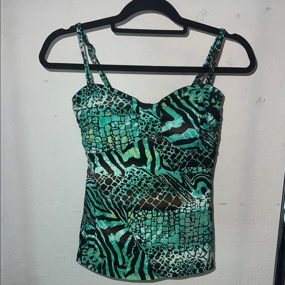 Green Fitted Sleeveless Camisole with Bustier Style